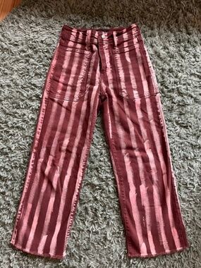 Hand bleach painted cropped pants